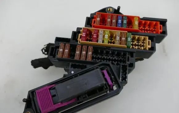 Audi A6 S6 C7 4G Fuse box set