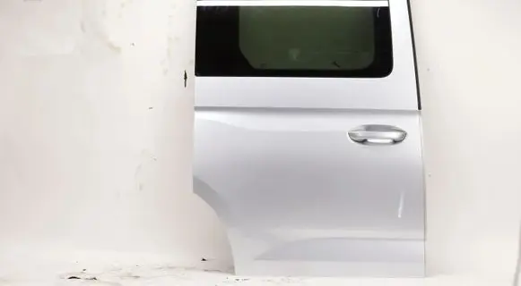 Volkswagen Caddy Front door 5785356