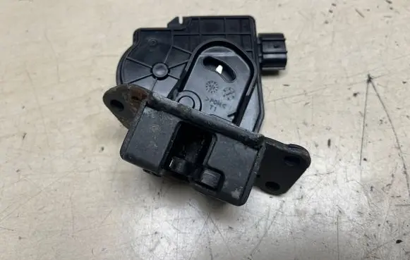 Toyota Auris 150 Tailgate/trunk/boot lock/catch/latch 