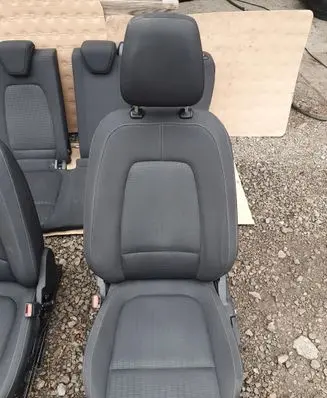 Ford Focus Front driver seat jx6a9661705bd