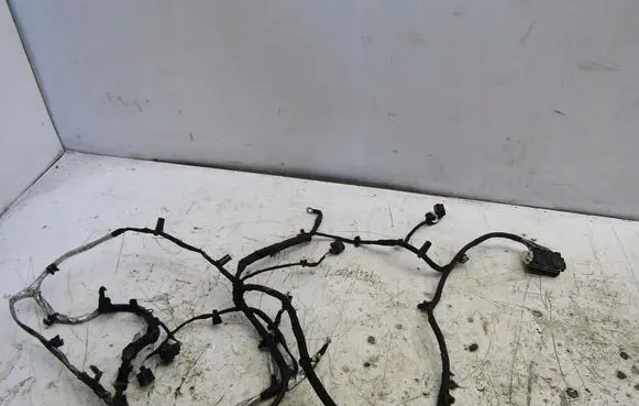 Ford Focus Engine installation wiring loom JX6T-14305