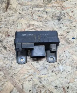 Mercedes-Benz CLK A209 C209 Glow plug pre-heat relay 