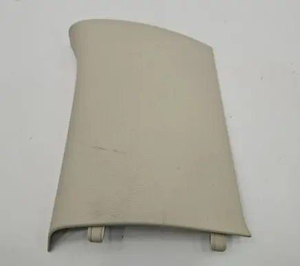 (D)pillar trim (top)