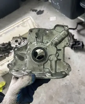 Volkswagen Polo Oil pump 036115105D