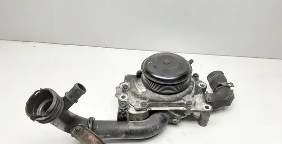 Mercedes-Benz E W212 Water pump A6512000300