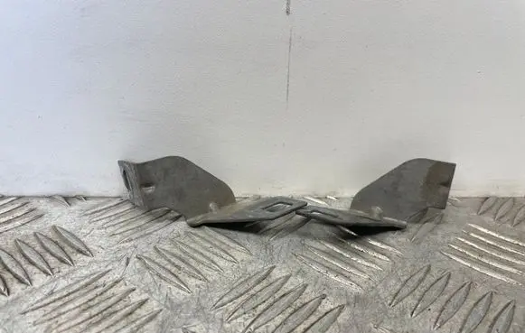 BMW 5 GT F07 Front bumper mounting bracket 7247665 7247666