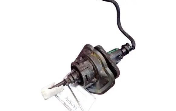 Mazda 3 II Clutch master cylinder 8N617A543AA