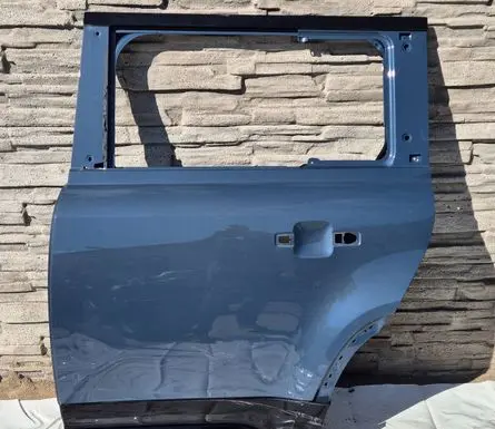 Land Rover Defender Rear door L8B2-24721-AB