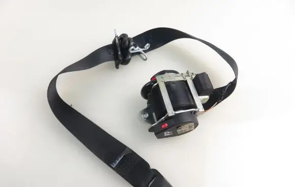 Ford Mondeo MK IV Front seatbelt 6G9N61294AFW