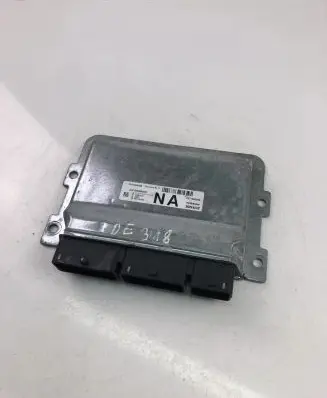 Volvo XC90 Engine control unit/module 237104638S