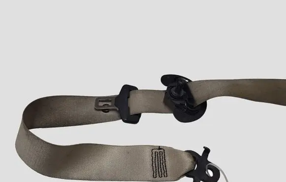 BMW 5 F10 F11 Front seatbelt 610126300 615394500D