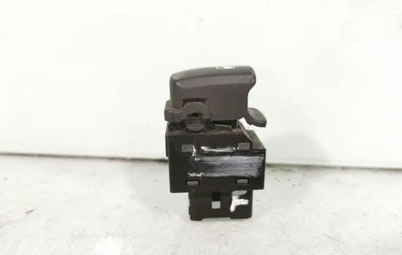 Hyundai Santa Fe Electric window control switch