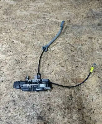 Volvo S90, V90 Front door lock 31349894