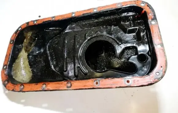 Oil sump