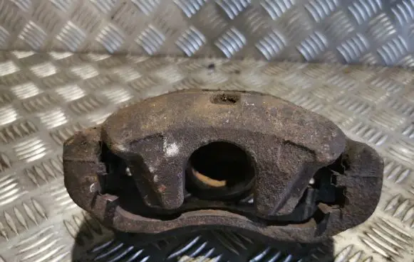 Mitsubishi Lancer X Front brake caliper