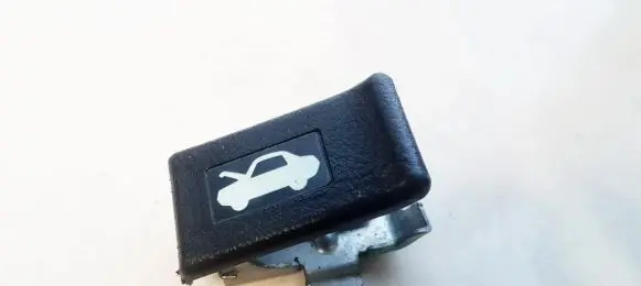 Honda FR-V Engine bonnet (hood) release handle
