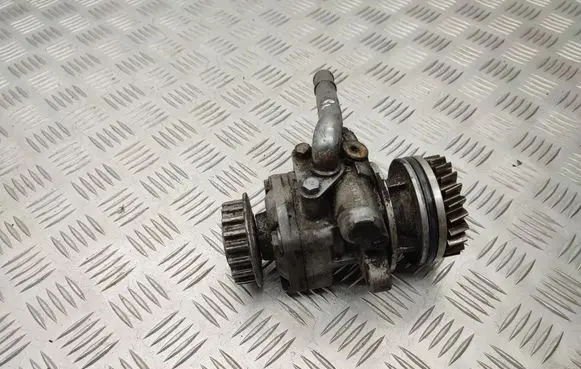 Volkswagen Transporter - Caravelle T5 Power steering pump 7H0422153A