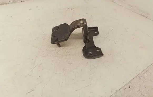 Mercedes-Benz E W212 Tailgate/trunk/boot hinge A2127400237