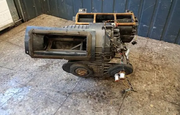 Renault Megane II Interior heater climate box assembly 8200407110