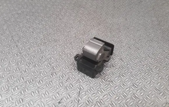Honda FR-V Electric window control switch M20783