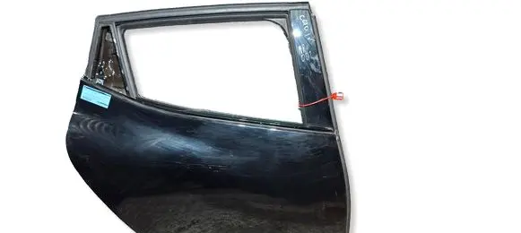 Renault Clio IV Rear door S26301001