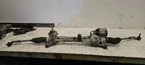 Ford Focus Steering rack BV6C3D070 A0025078 41515587F