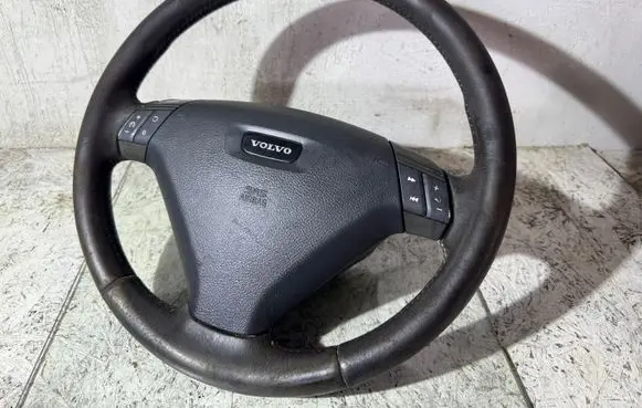 Volvo S60 Steering wheel