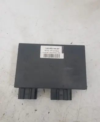 Volkswagen Golf IV Comfort/convenience module 1J0959799AH