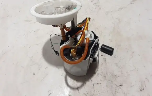 Volvo S60 In-tank fuel pump 31355907