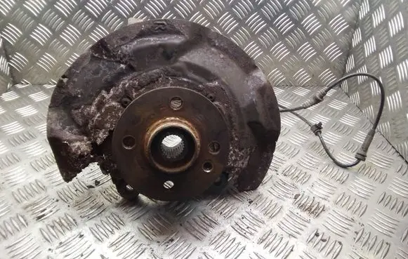 Mini One - Cooper Coupe R56 Front wheel hub