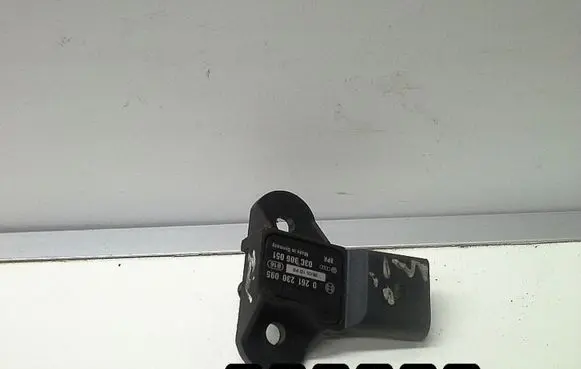 Volkswagen Golf IV Camshaft speed sensor 0261230095