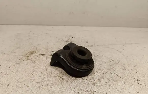 KIA Sorento Radiator mount bracket 