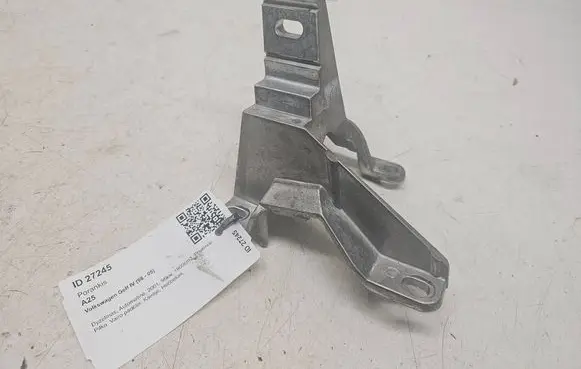 Volkswagen Golf IV Armrest 1J0864273C