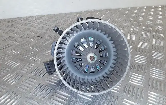Dacia Duster Heater fan/blower