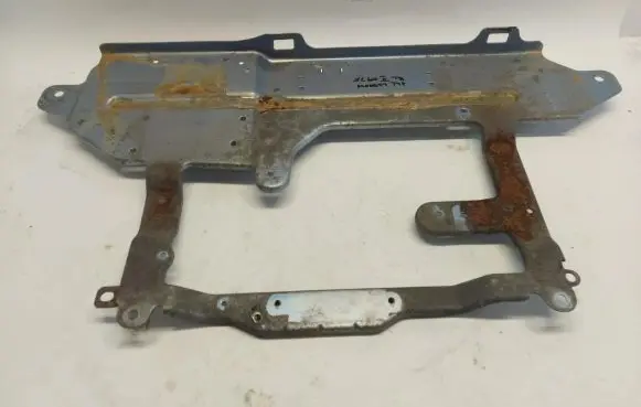 Volvo XC60 Hybrid/electric vehicle battery bracket 