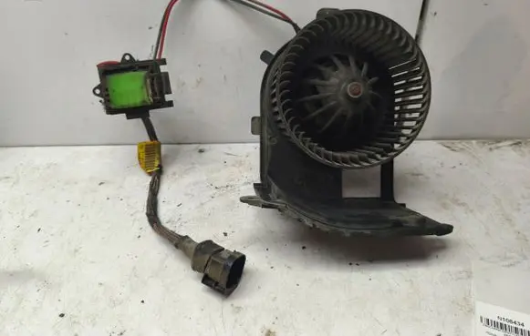 Renault Kangoo I Heater fan/blower N100715E
