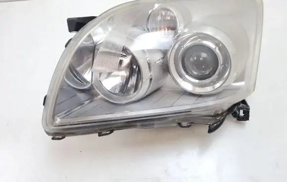 Toyota Avensis T250 Headlight/headlamp 20B738 3900078496