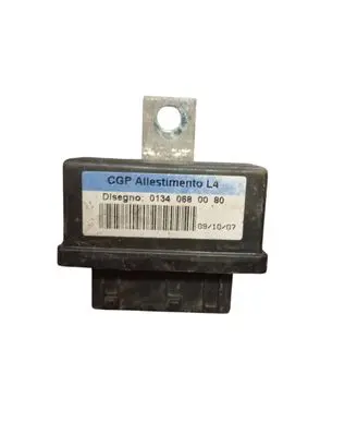 Peugeot Boxer Fuel pump relay 01340680080