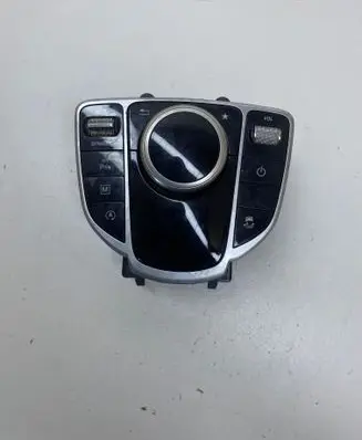 Mercedes-Benz C W205 Head unit multimedia control A2059006115 A2059015609 A2059020102