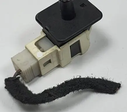 Mercedes-Benz SL AMG R230 Front door sensor coupe 2028209410