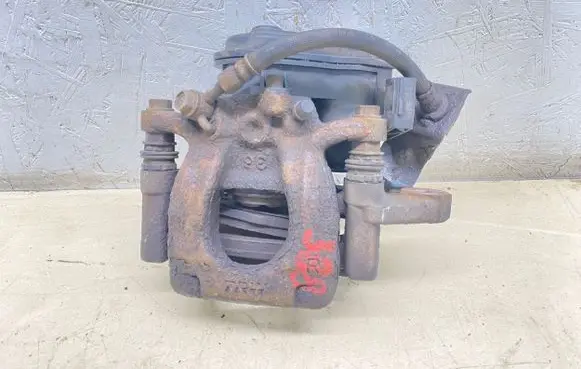 Nissan Qashqai Rear brake caliper 0907A