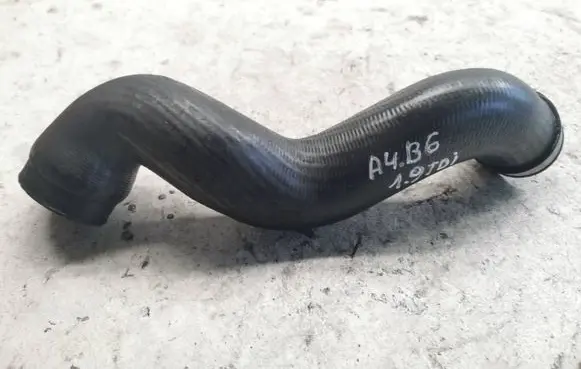 Audi A4 S4 B6 8E 8H Intercooler hose/pipe