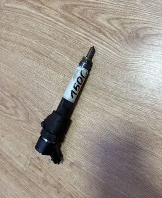 Renault Espace IV Fuel injector 8200100272 0445110110B