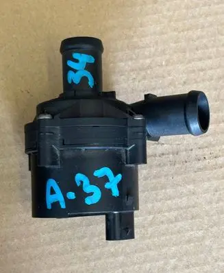 Volkswagen PASSAT B7 Electric auxiliary coolant/water pump 5Q0965567