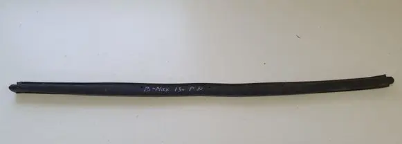 Ford B-MAX Rubber seal front door window/glass 