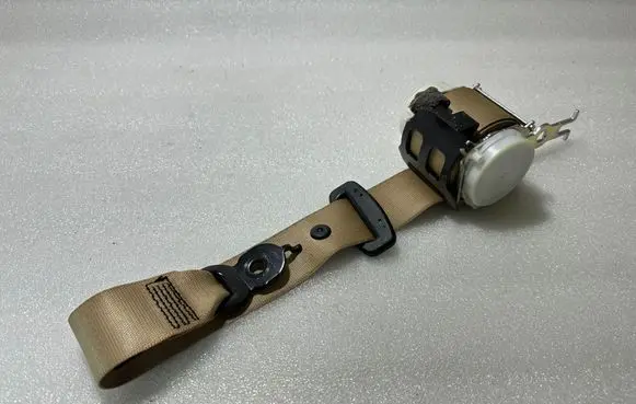 BMW 5 F10 F11 Rear seatbelt 9163238 34025148B