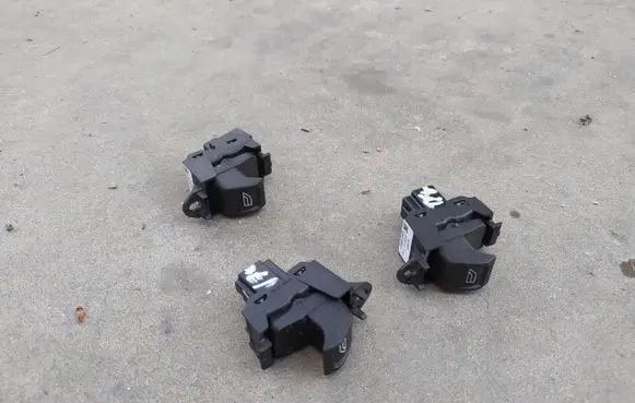Volvo S80 Quarter vent window switch 30773273