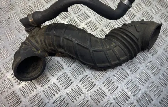 Audi A6 S6 C6 4F Air intake hose/pipe 4A0145747A 2EL05804