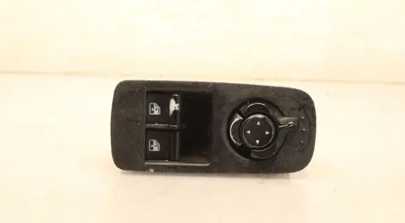 Alfa Romeo Mito Electric window control switch 18170304
