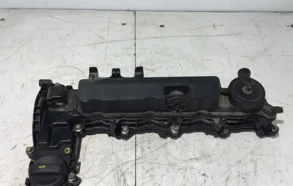 Rocker cam cover